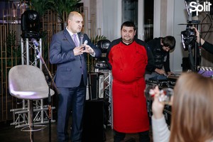 Gallery Presentation of Oleg Skrypka's author's wine 