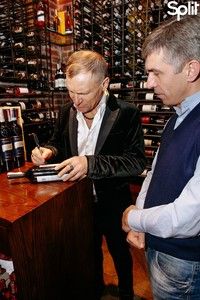 Gallery Presentation of Oleg Skrypka's author's wine 